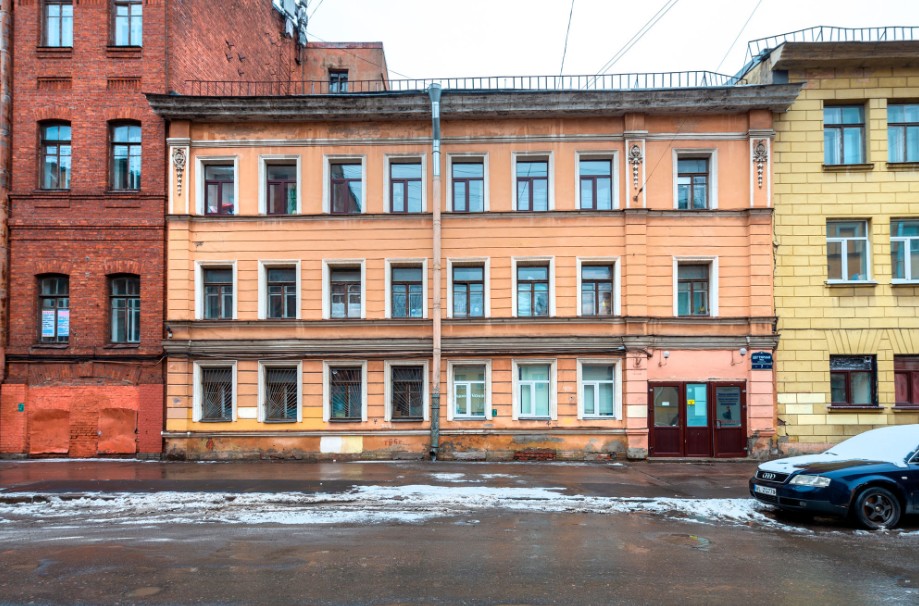 фасад дома, здание по адресу г Санкт-Петербург, ул Дегтярная, д 5-7